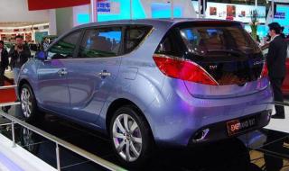 甲醇汽车吉利帝豪落地价 帝豪汽车报价及图片