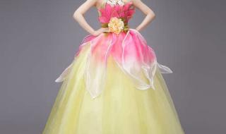 杨艺广场舞歌名是三个字的广场舞有哪些 广场舞你是我的花朵