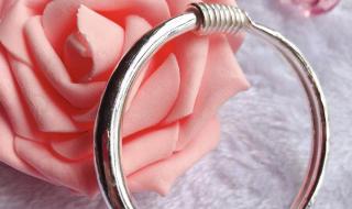 妇女节送母亲什么礼物 妇女节送母亲什么礼物