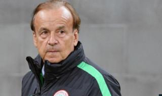 国足现主教练 中国国足的主教练是谁